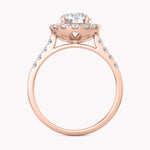 Halo-Verlobungsring Rosegold mit einem Solitär Labordiamanten im Brillantschliff und Seitendiamanten von RYIA Fine Jewelry