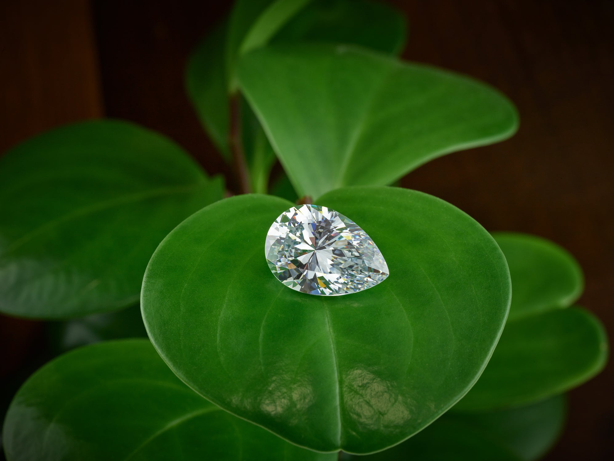 Here you can see the sustainable man-made Diamond in Pear Shape, 100% conflict free