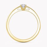 Laurel Petite Oval Verlobungsring