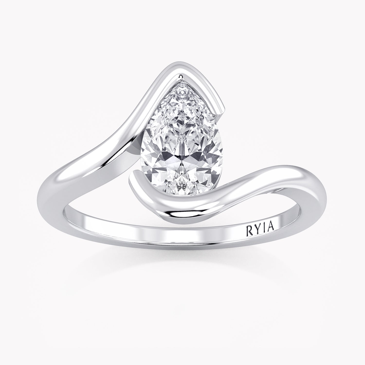 Pear-Shape Bezel Verlobungsring
