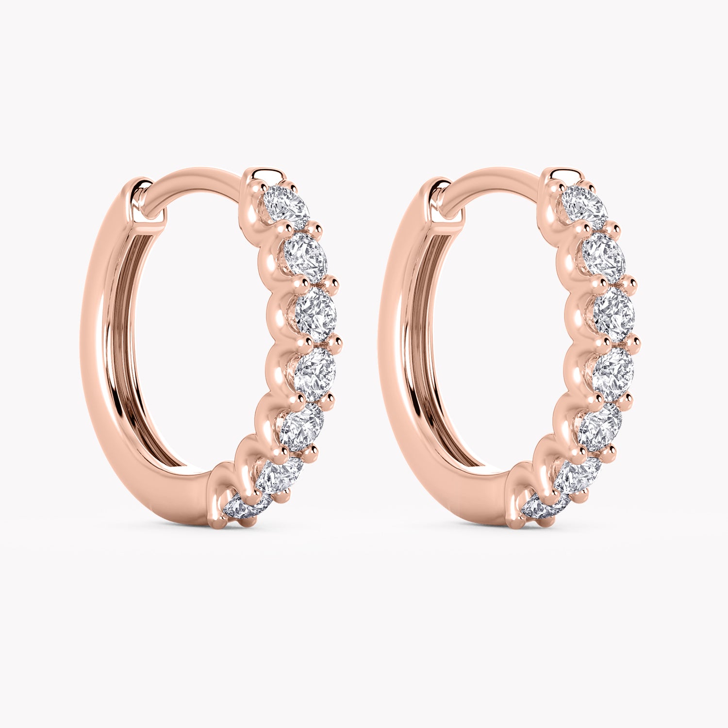 Ohrringe Rosegold mit Diamanten, handgefertigt von RYIA Fine Jewelry