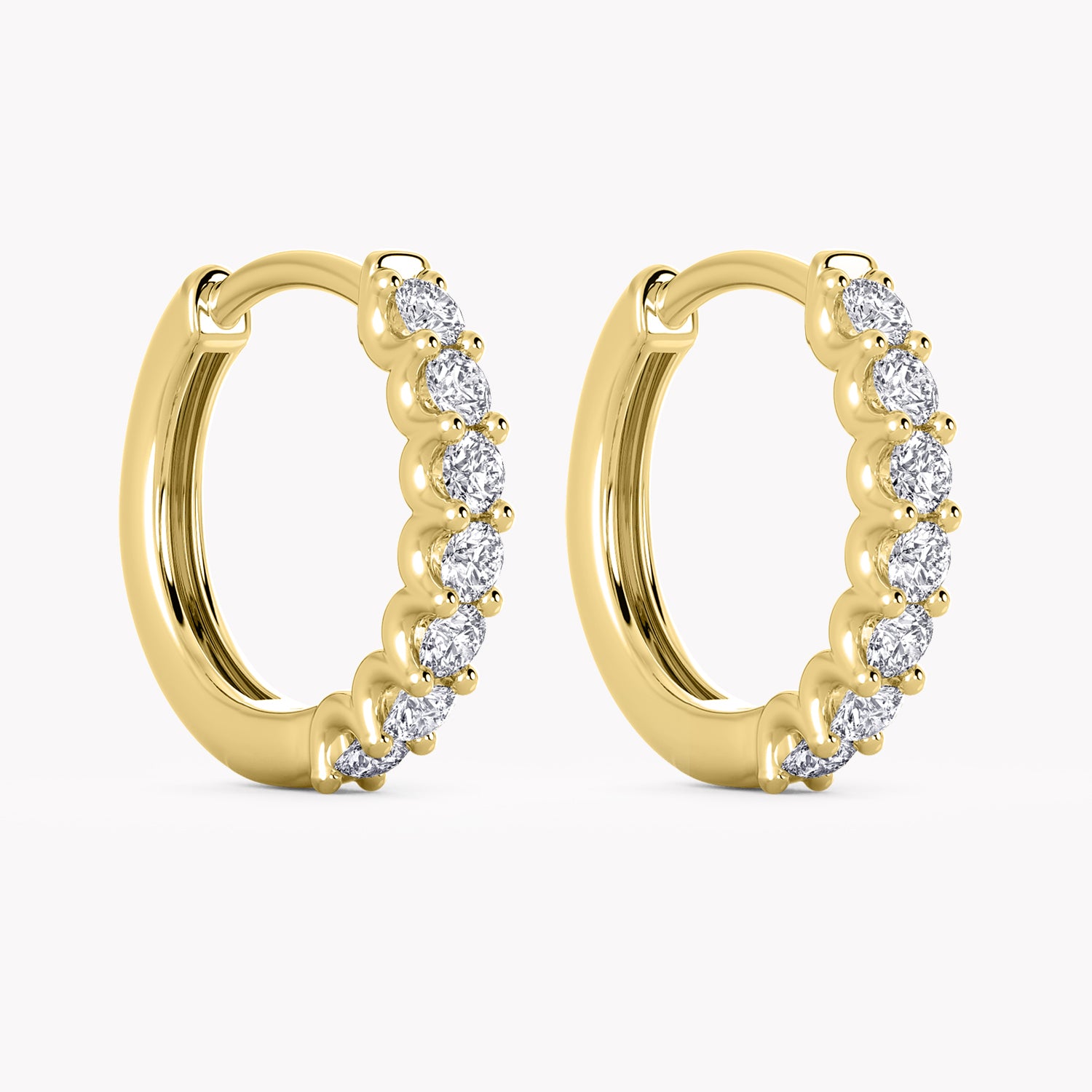 Ohrringe Gelbgold mit Diamanten, handgefertigt von RYIA Fine Jewelry