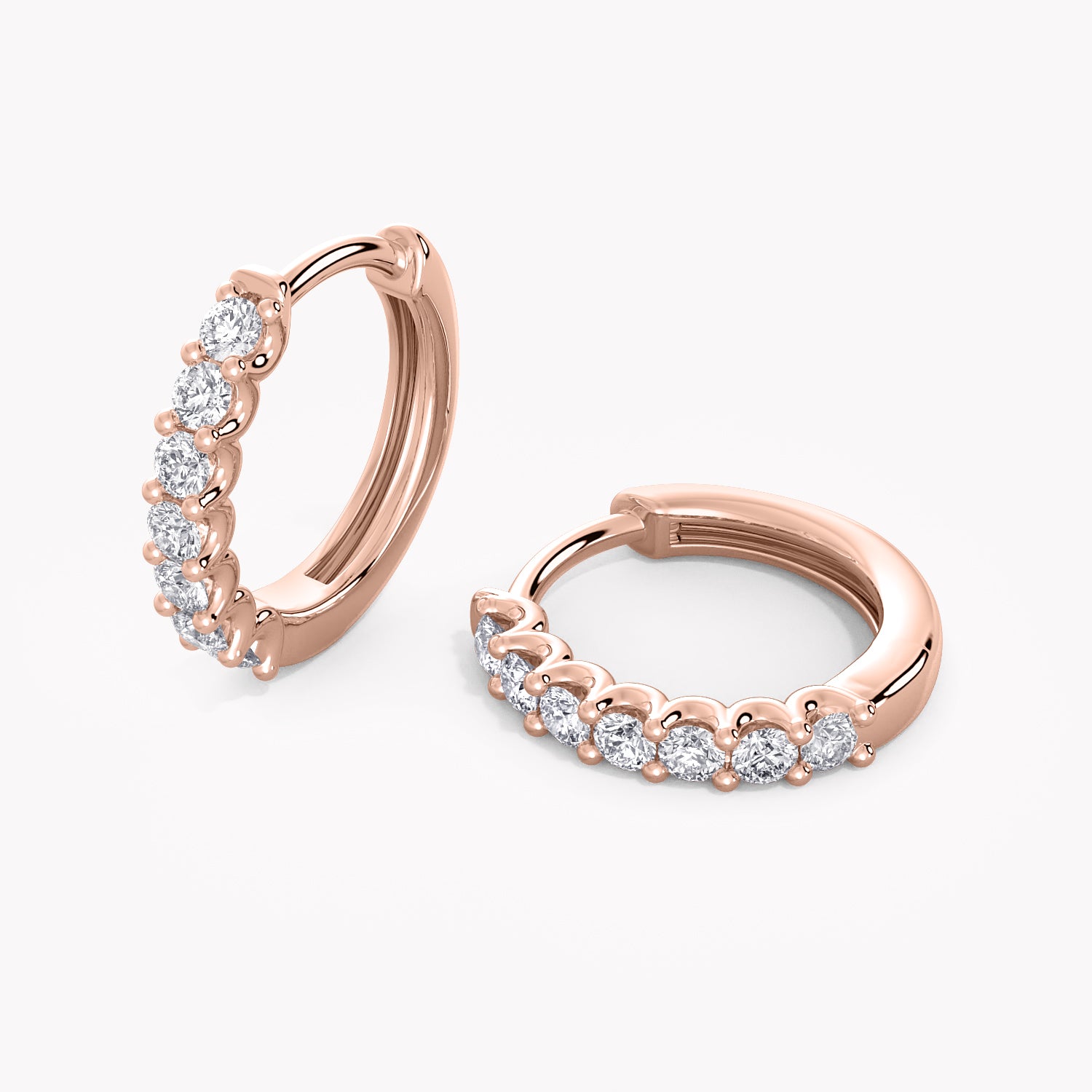 Ohrringe Rosegold mit Diamanten, handgefertigt von RYIA Fine Jewelry