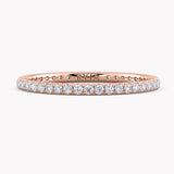 Ein Memoire Ring Rosegold mit Diamanten aus dem Labor von RYIA Fine Jewelry