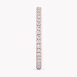 Ein Memoire Ring Rosegold mit Diamanten aus dem Labor von RYIA Fine Jewelry