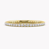 Ein Memoire Ring Gelbgold mit Diamanten aus dem Labor von RYIA Fine Jewelry