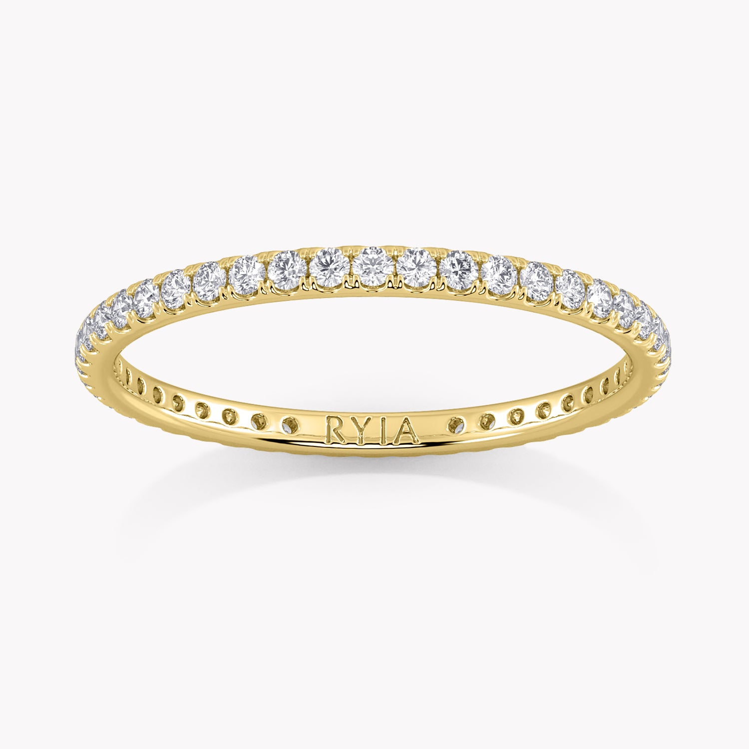 Ein Memoire Ring Gelbgold mit Diamanten aus dem Labor von RYIA Fine Jewelry
