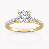 Primrose Verlobungsring Gelbgold mit Brillant-Schliff Diamanten und Seitendiamanten von RYIA Fine Jewelry
