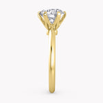 Rose Solitär Verlobungsring Gelbgold mit einem Brillanten | Labordiamanten von RYIA Fine Jewelry München