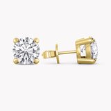 Ohrringe mit Diamanten | Gold Ohrstecker mit Labordiamanten handgefertigt aus recyceltem Gelbgold by RYIA München 