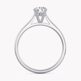Silene Verlobungsring Platin mit Solitär Diamanten aus dem Labor in Brillantschliff, handgefertigt von RYIA Fine Jewelry