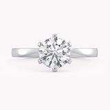Weißgold Verlobungsring 1 Karat mit einem Labordiamanten, handgefertigt von RYIA Fine Jewelry 