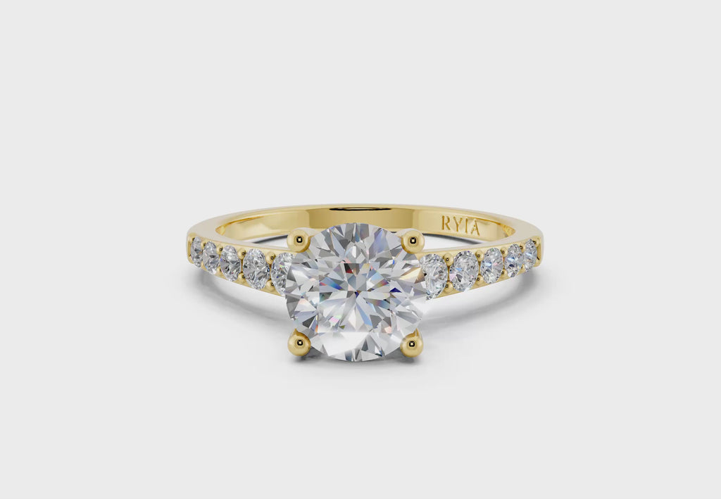 Primrose Verlobungsring Gelbgold mit Brillant-Schliff Diamanten und Seitendiamanten von RYIA Fine Jewelry